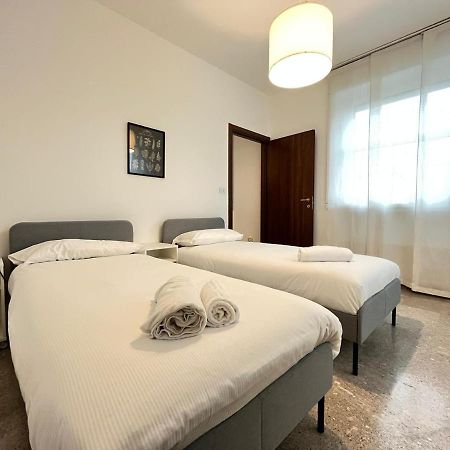 Appartamento Kibilu - Viale Andrea Doria - Corso Buenos Aires - Porta Venezia - Centro Citta Milano Esterno foto